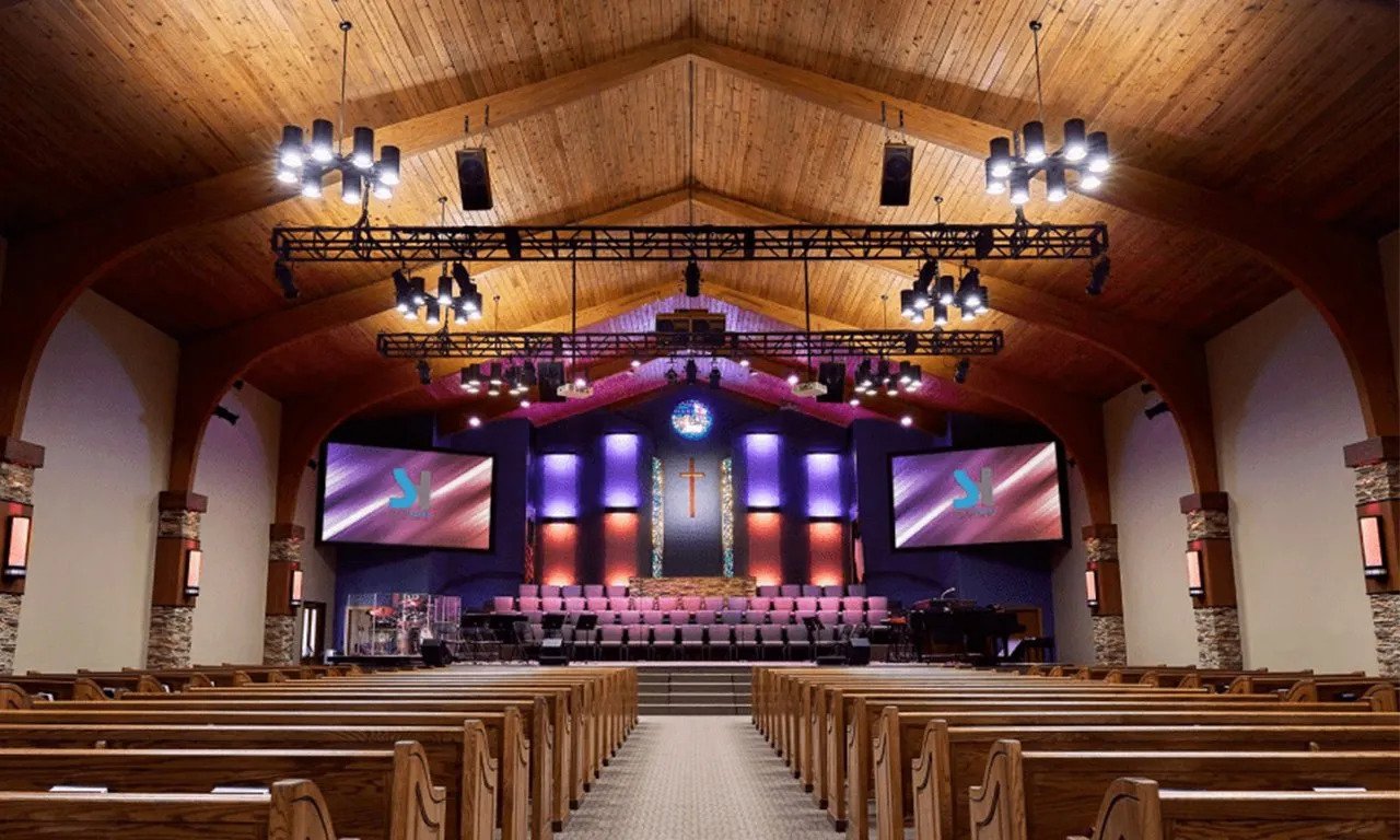 church-led-screen-2